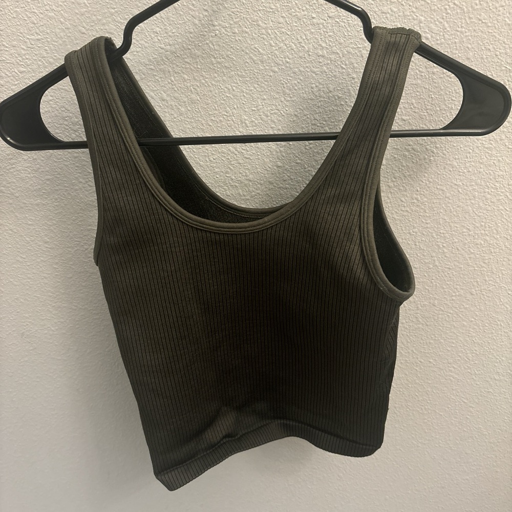 Aerie offline green ribbed tank